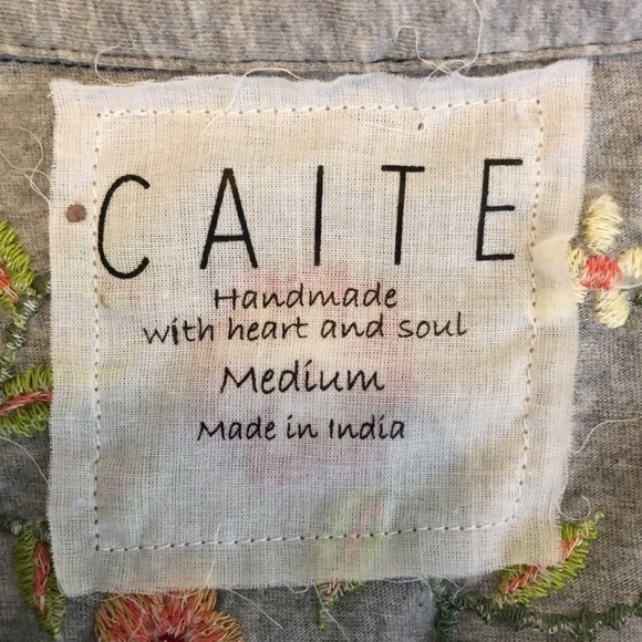 Caite Handmade Embroidered Buttondown Shirt Grey M - Picture 5 of 6